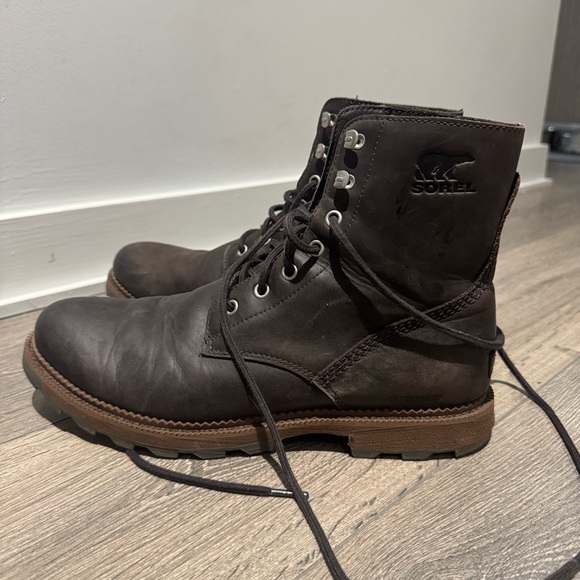 SOREL Men’s Leather Boot - Picture 3 of 6